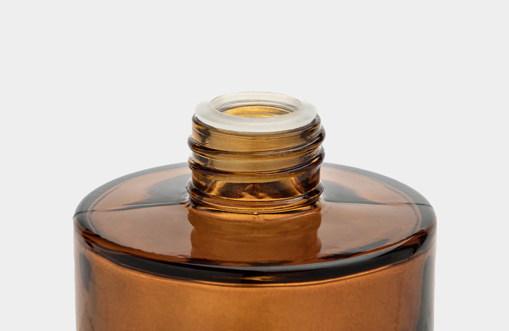Detail_03_Amber_Diffuser_120 copy.jpg