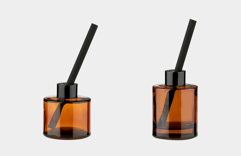 Detail_03_Diffuser_Stick_Black.jpg